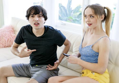 Chị gái nóng bỏng quyến rũ em trai mới lớn